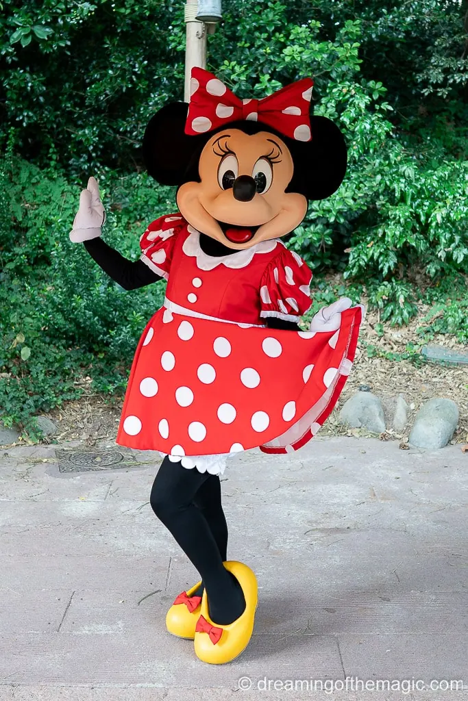 Where to Meet Minnie Mouse at Disneyland Paris