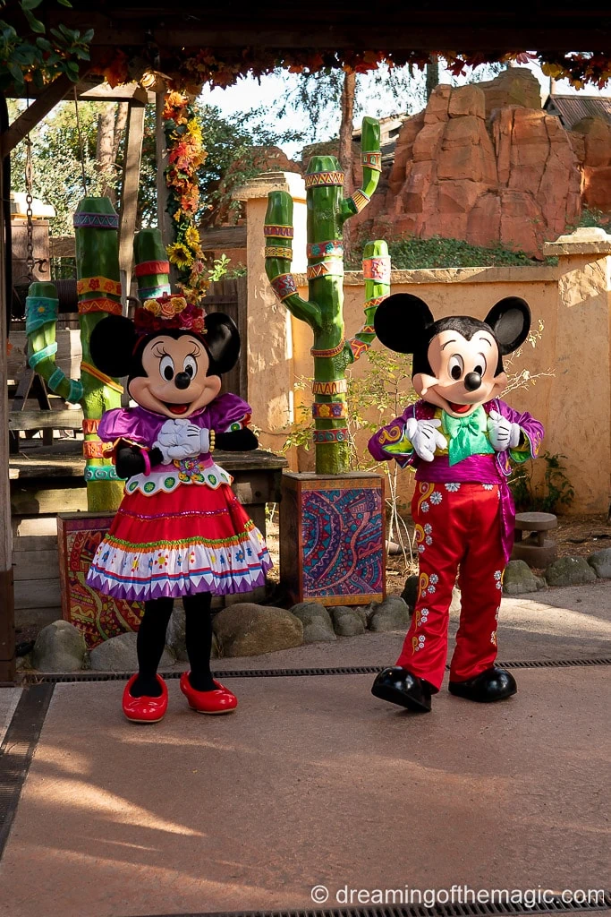 Where to Meet Minnie Mouse at Disneyland Paris