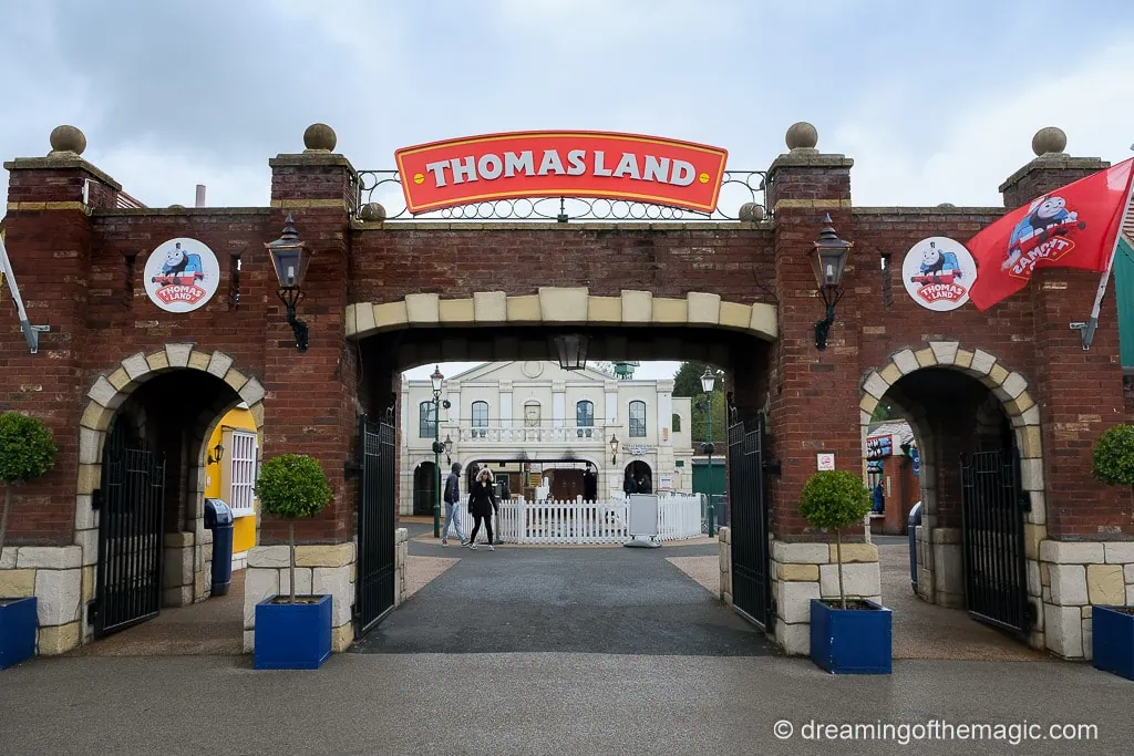 Tips for Visiting Thomas Land Drayton Manor