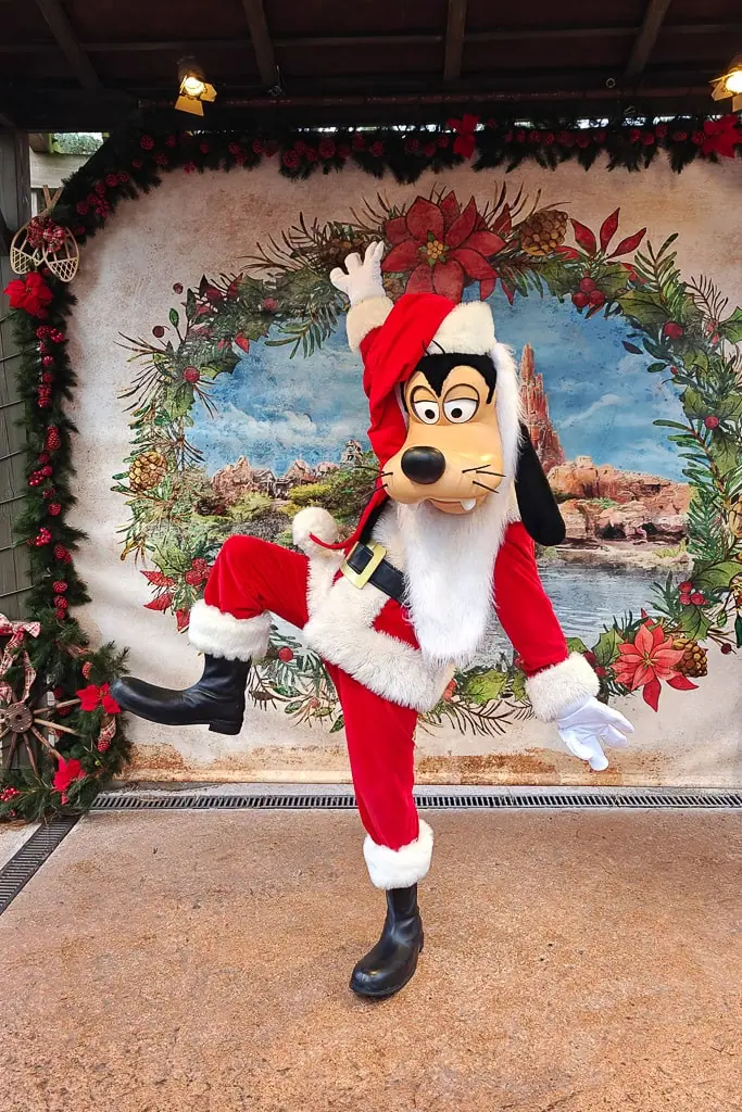 Disneyland Paris Christmas Guide