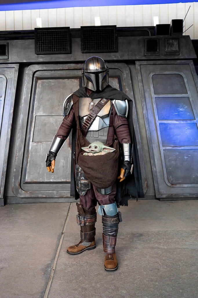 Disneyland Paris Christmas Guide