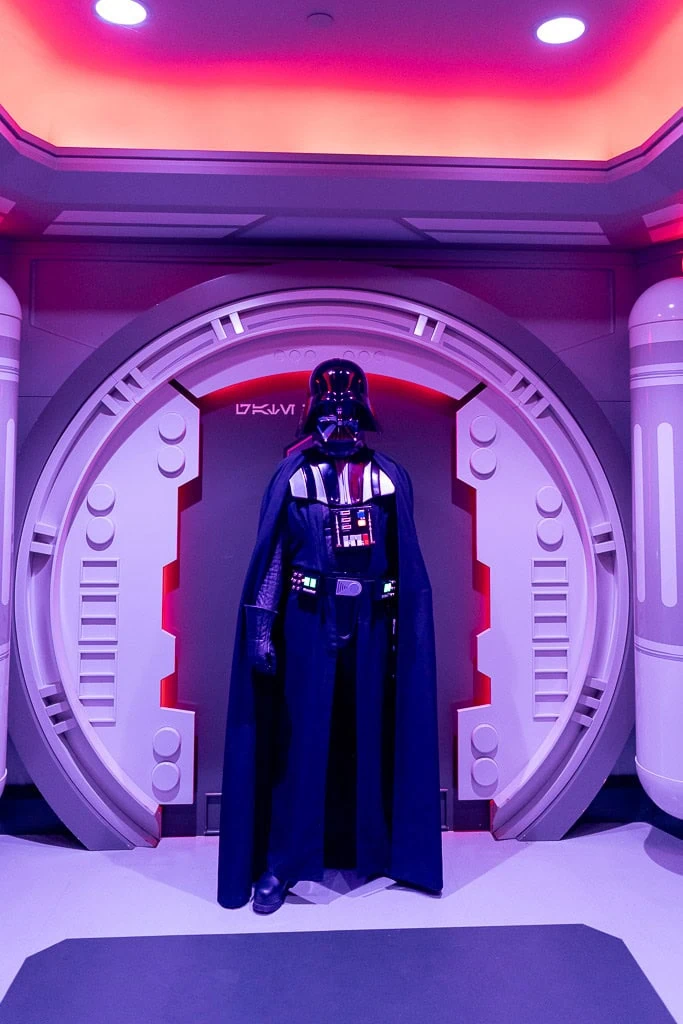 Disneyland Paris Christmas Guide