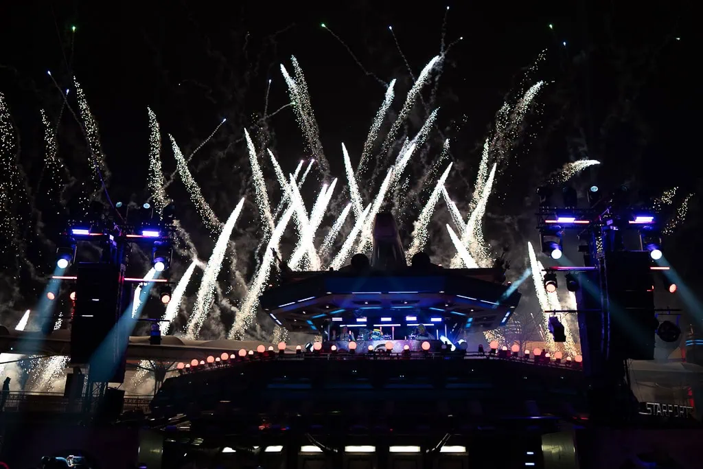 Disneyland Paris Christmas Guide