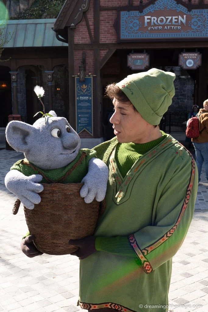 Mossie the troll in Arendelle